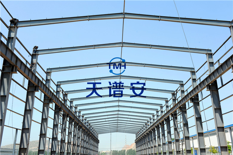 輕鋼結(jié)構(gòu)廠房