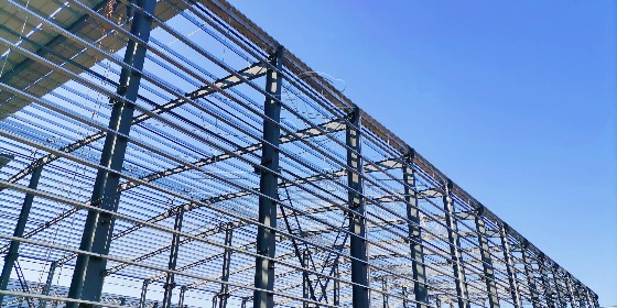 鋼結(jié)構(gòu)工程施工中哪些條件是必需的?