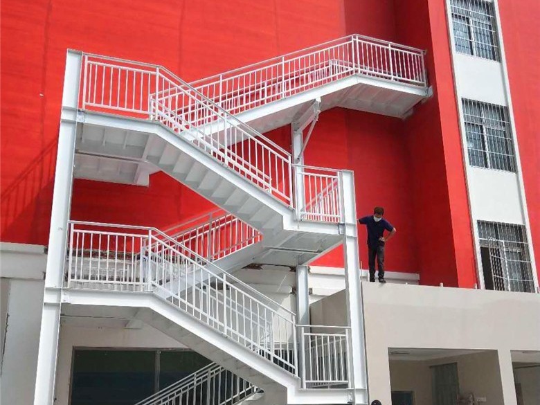 鋼結構樓梯定制