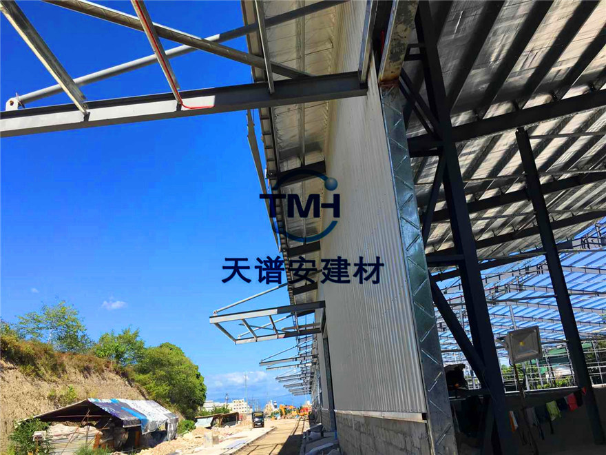 鋼結(jié)構(gòu)廠(chǎng)房